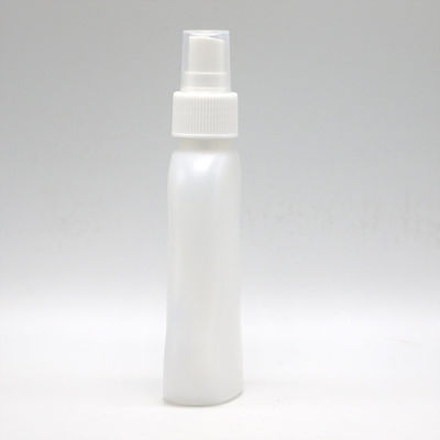100ml PE 허리 컬렉션 플라스틱 스프링클러 병 사용자 지정 로고와 클램 셸