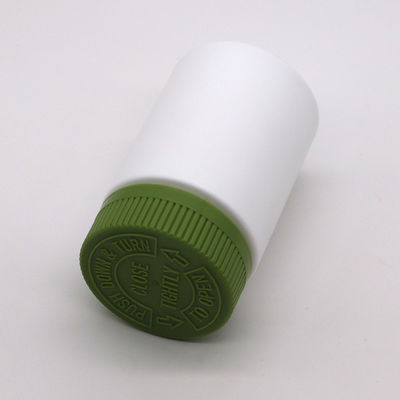 135ml HDPE 재충전 병 넓은 입과 HDPE로 만든 플라스틱 나사 캡